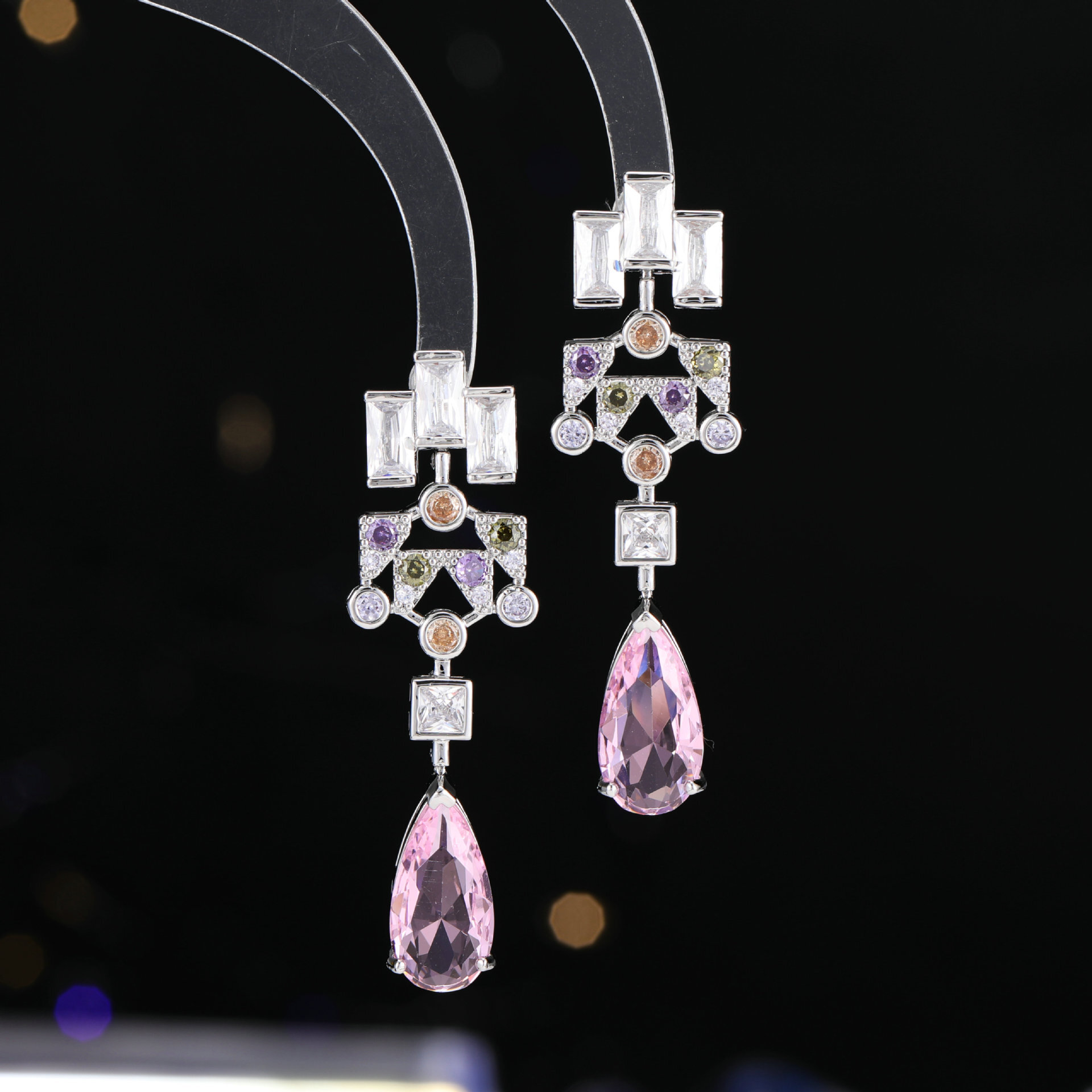 European Style Luxury Zircon Water Droplet High-end Earrings, Free Shipping, Designer Jewelry, Grand Banquet, Fashionable Temperament Earrings Accesso