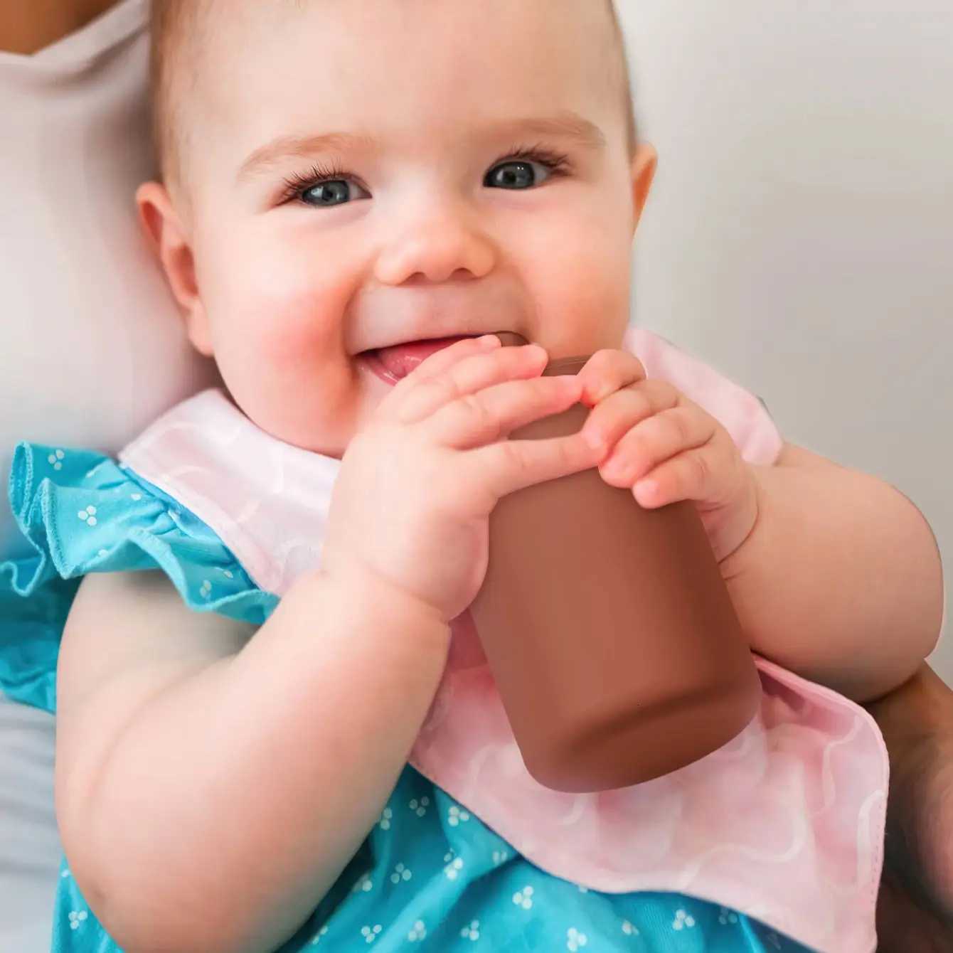 Baby Feeding Straw Drinkware Cup Baby Cute Learning Feeding Cup Food Grade BPA Free Silicone Toddler Water Bottle Tableware X2508061