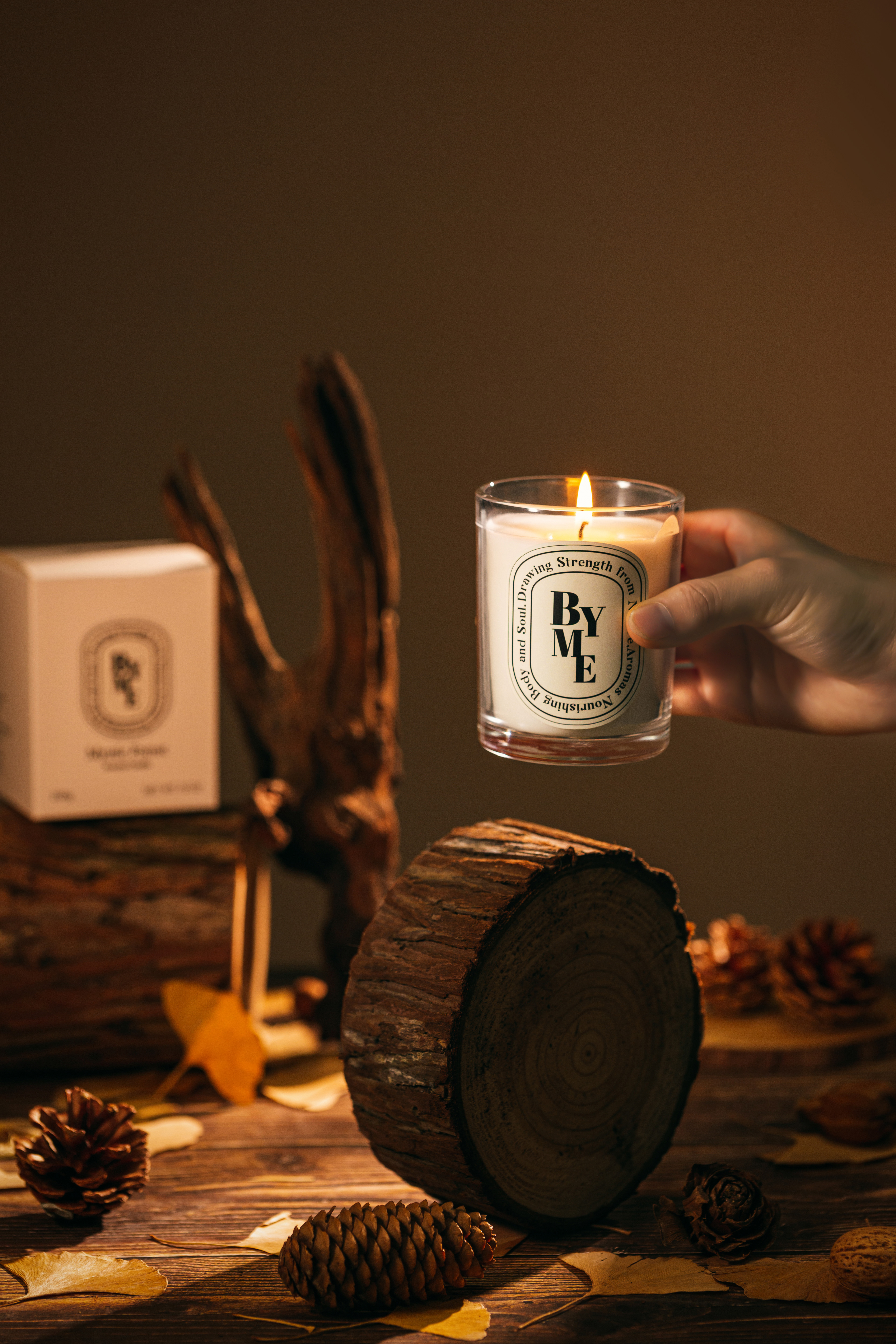 Minimalist Transparent Glass Candle with Natural Soy Wax - Safe & Scented for Up to 40 Hours