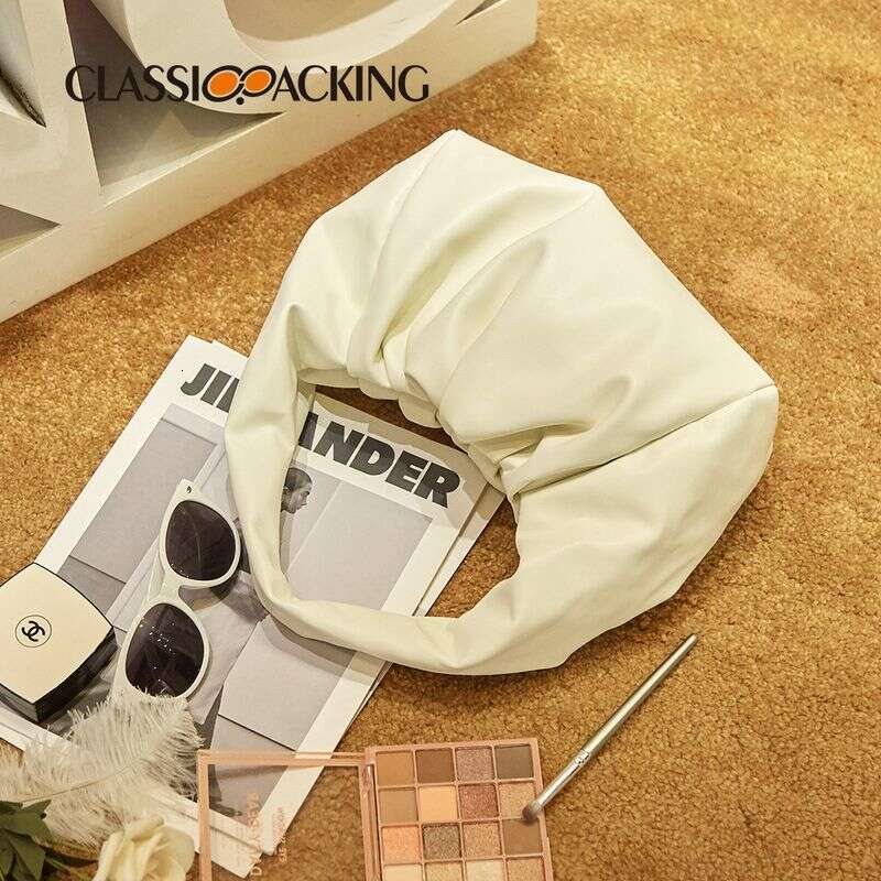 Sophisticated Ladies' Niche Designed Handbag - Soft Puff Cloud Shape for Versatile Carrying Styles