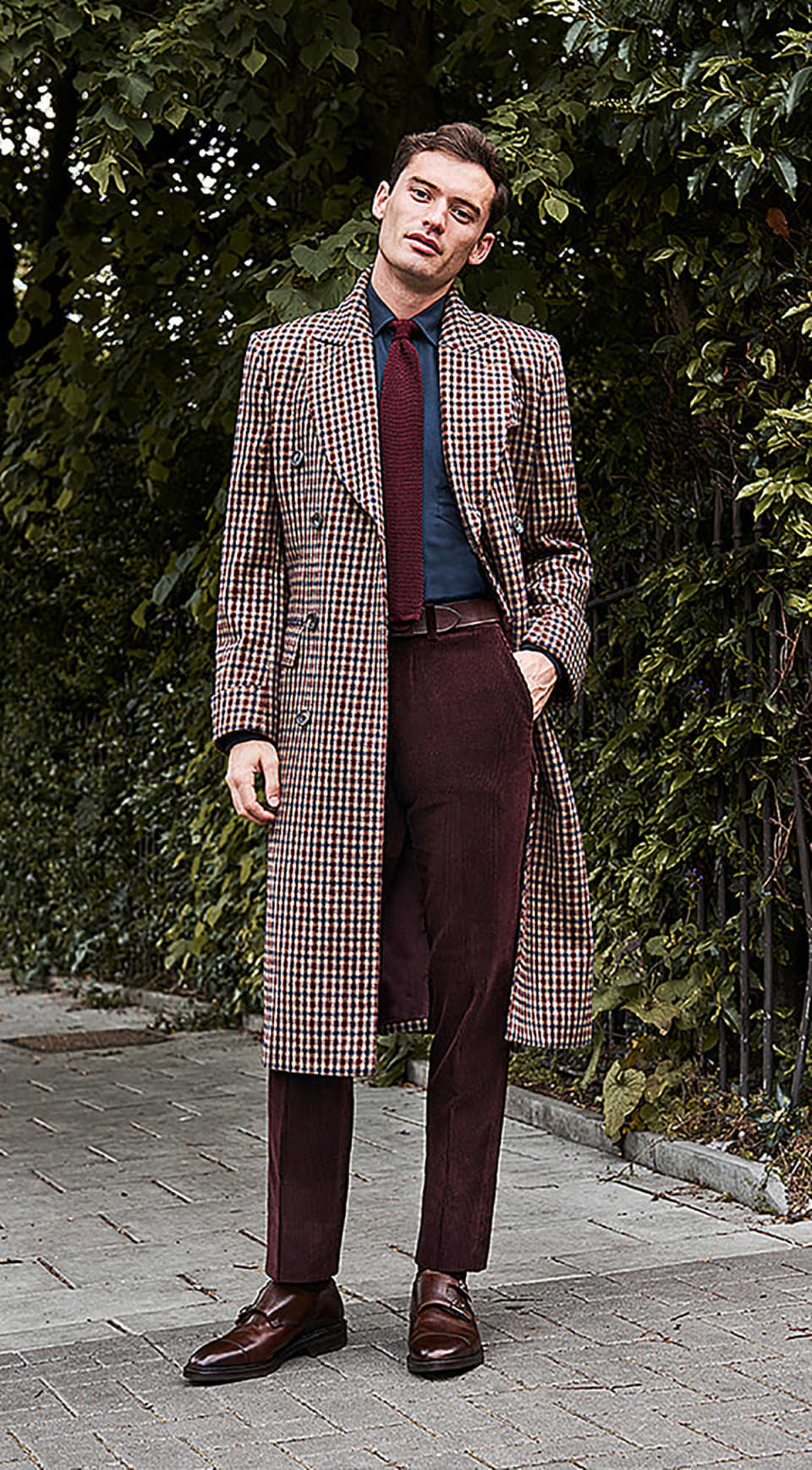 Plaid Men Woolen Overcoat Peaked Lapel Double Breasted Coat Slim Fit Business Winter Warm Coat Customized