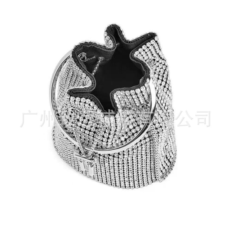 Designer 2025 new diamond bag bucket bag fashionable and exquisite chain shoulder crossbody bag