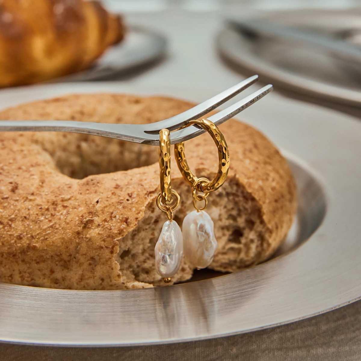 Youthway Irregular Freshwater Pearl Drop Hoop Earrings 2025 Stainless Steel Waterproof Ears Jewelry Elegant Daily Drop Earrings 250805