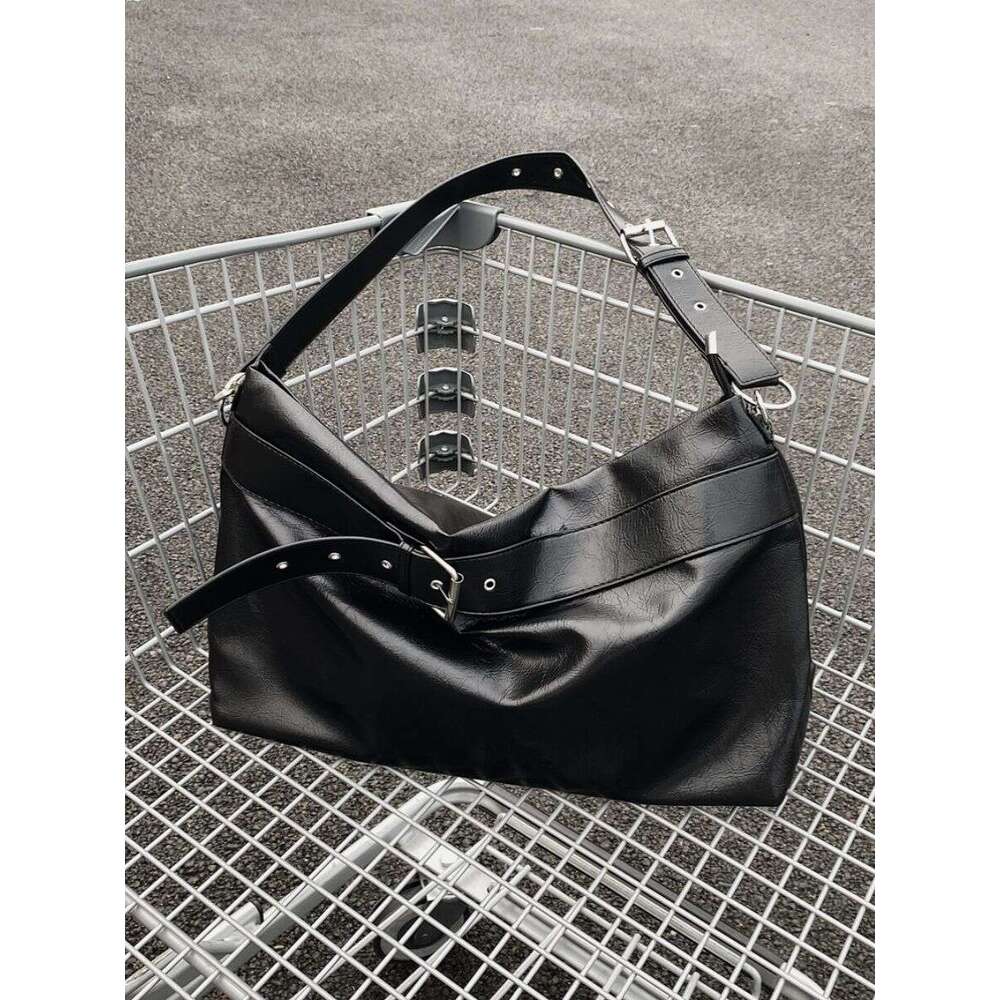 Designer Bag Tote bag Shoulder bag Niche Design Large Capacity New Unisex Oil Wax Leather Single Crossbody