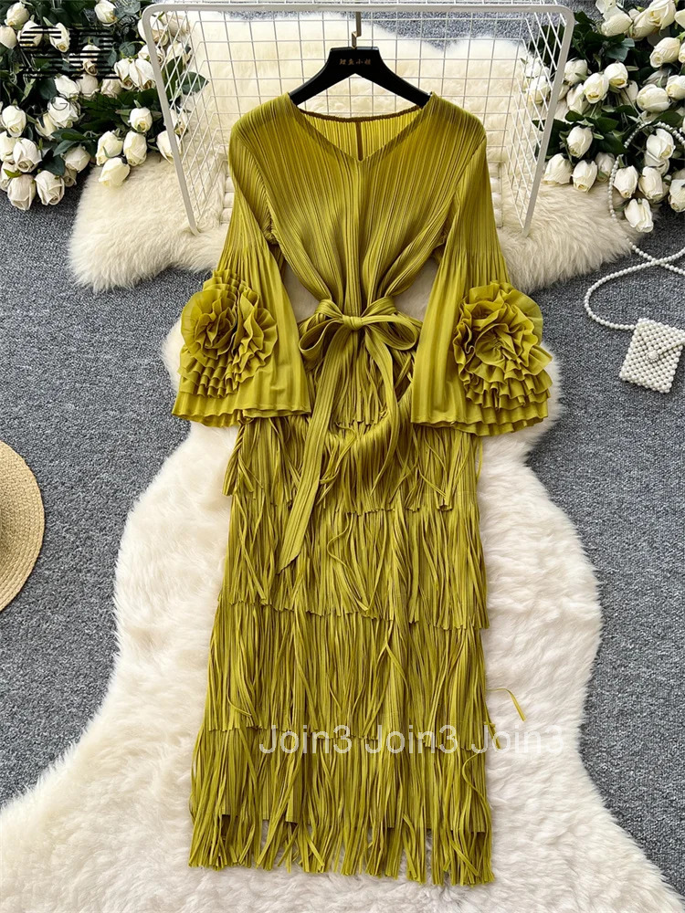 Luxury 3D Floral Pleated Dress Female Lace Up Design V Neck Flare Sleeves Women High Quality Tassel Party Dresses