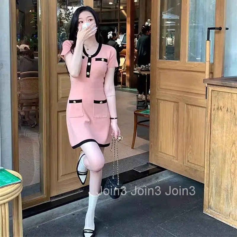Fashion Spring Summer New Dress Contrast Color Button Pocket Elegant Knitted Short Sleeve Dress Sexy Bodycon Sweater Dress P541