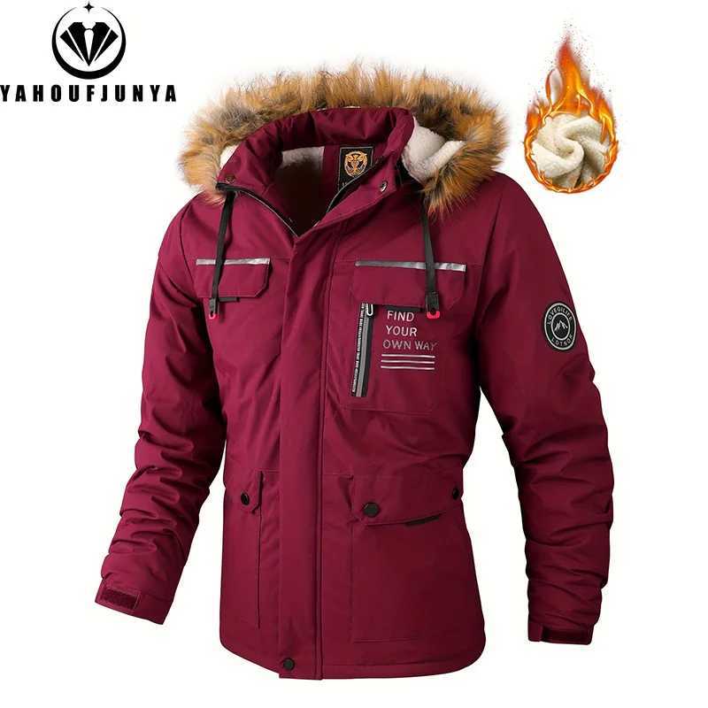 New Winter Men Outwear Fleece Warm Removable Hooded Hiking Jacket Men Outdoor Windproof Casual Fashion Jacket Coat Male Clothing W250806