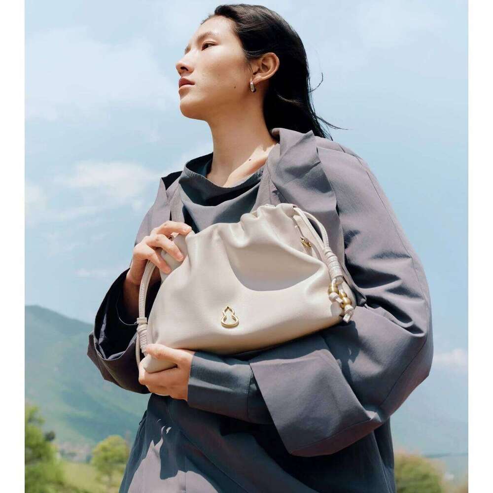 BAMPO 2025 New Fashion ful Cloud Small Size Top Grain Leather Underarm Single Shoulder Garbage Crossbody Bag