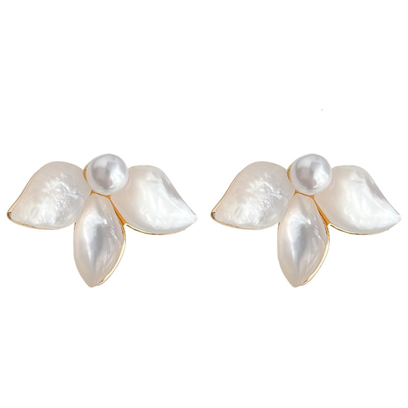 Free Shipping Designer Luxury Jewelry Real Shell Fashion High-end Elegant Commuting Versatile Women's Earrings Simple Ear Accessories