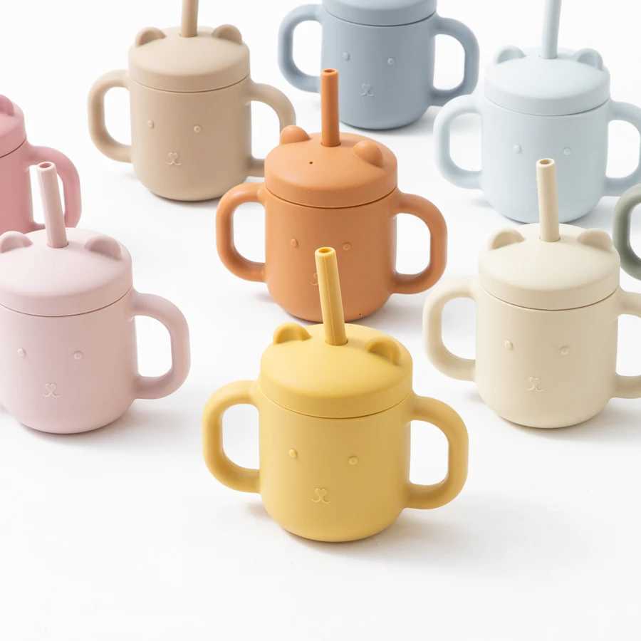 Cartoon Bear Baby Drinking Cup Double Handle Straw Feeding Cup BPA Free Soft Silicone Learning to Drink Cup Newborn Accessories X250806