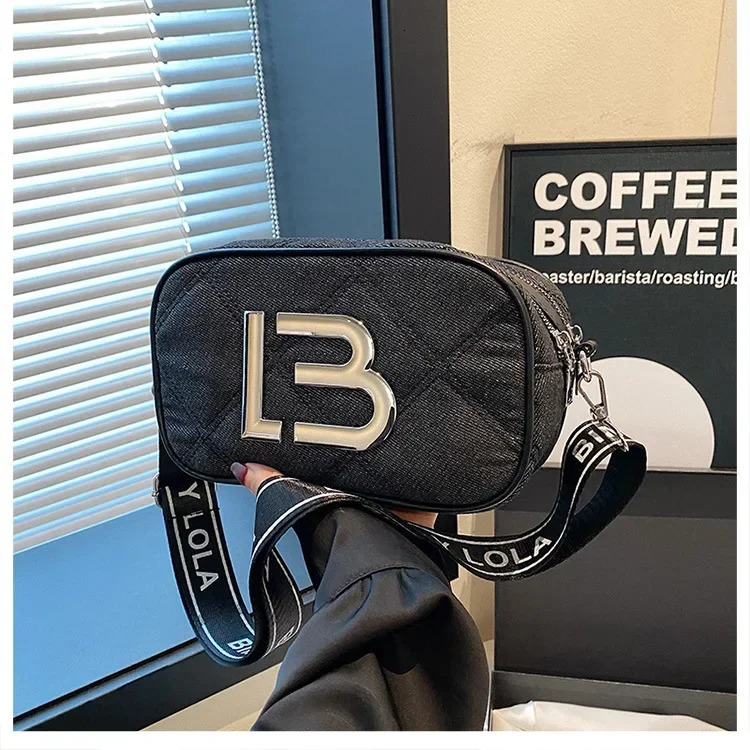 Elegant Crossbody Bag for Women Featuring Unique Letter and Large Capacity Casual Shopper 250806