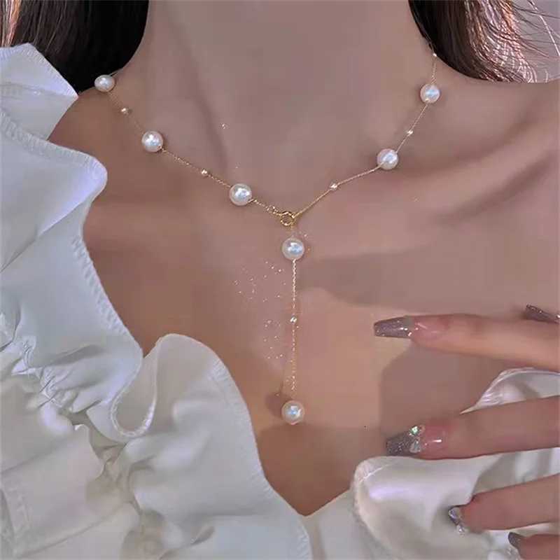 2025 New Simple Long Imitation Pearls Back Necklace for Women Sexy Tassel Pearl Harness Bikini Chest Chain Body Jewelry Mujer Y250805