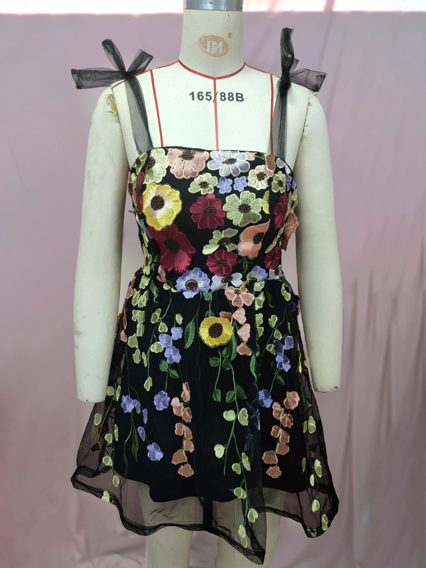 2025 Summer European and American Women's S Fashion D-Flower Embroidered Tight Sexy Strap trend Dress New Designer Dress