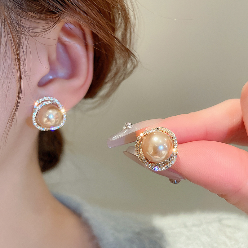 Free Shipping Designer Luxury Jewelry Gold Electroplating Silver Needle Pearl Flower Women's Noble Earrings Fashion Elegant French Ear Accessorie