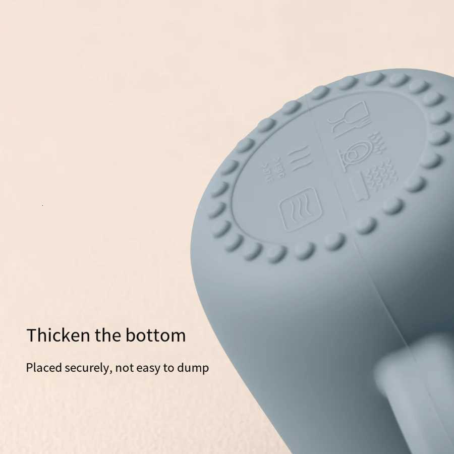 1PC Silicone Baby Cup Portable Water Bottle With Double Handle Leakproof Baby Cups Feeding Training Baby Items Baby Tableware X250806