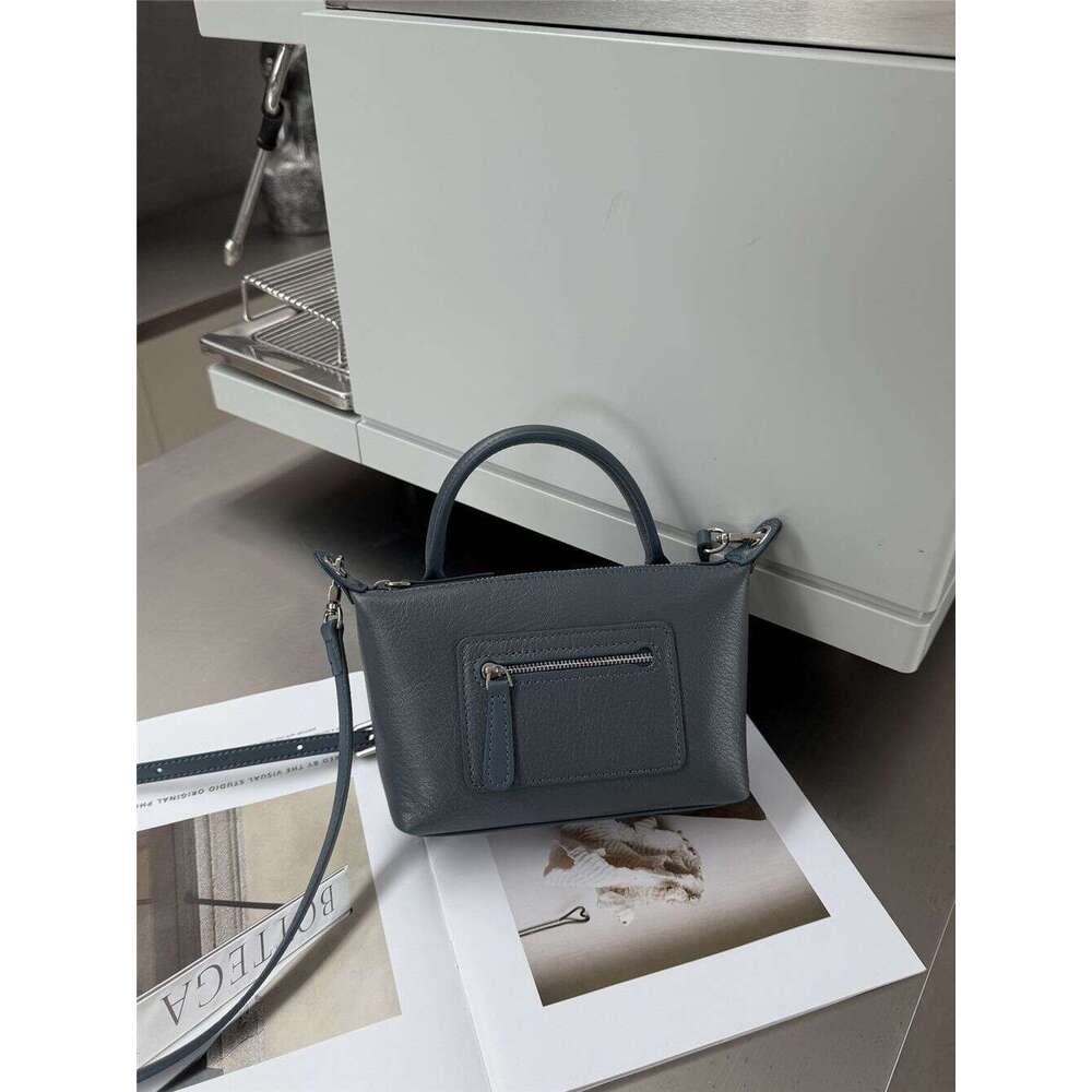 Designer Bag Tote Shoulder Bag High Value Summer New Handheld Crossbody Top Layer Versatile Fashion Cowhide Women S Dumpling