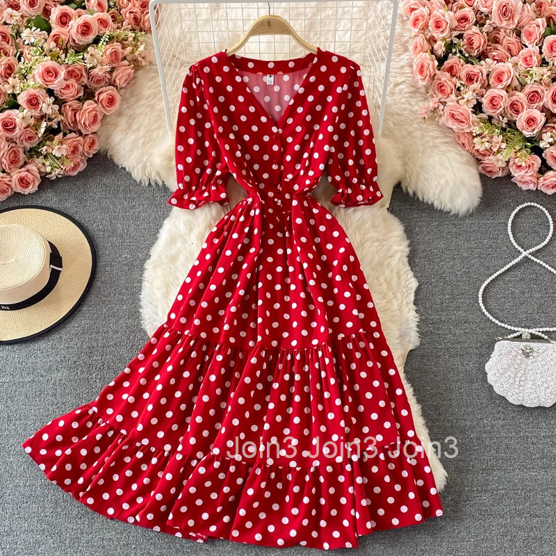 Vintage Elegant Pleated v neck Short Sleeve Dot Dress A-line Fashion Spring summer Beach Vestidos Women Dresses