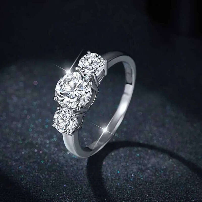 2 Carat Moissanite Engagement Ring For Women 3 Stones Lab Dia Sterling Sier White Gold Plated Wedding Jewelry Gift