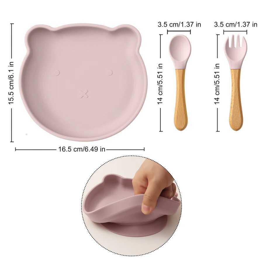3PCS Cartoon Bear Sucker Dishes Plate Silicone Learning Set Wooden Handle Spoon Fork Self Feeding BPA Free Training Baby Supplies X250806