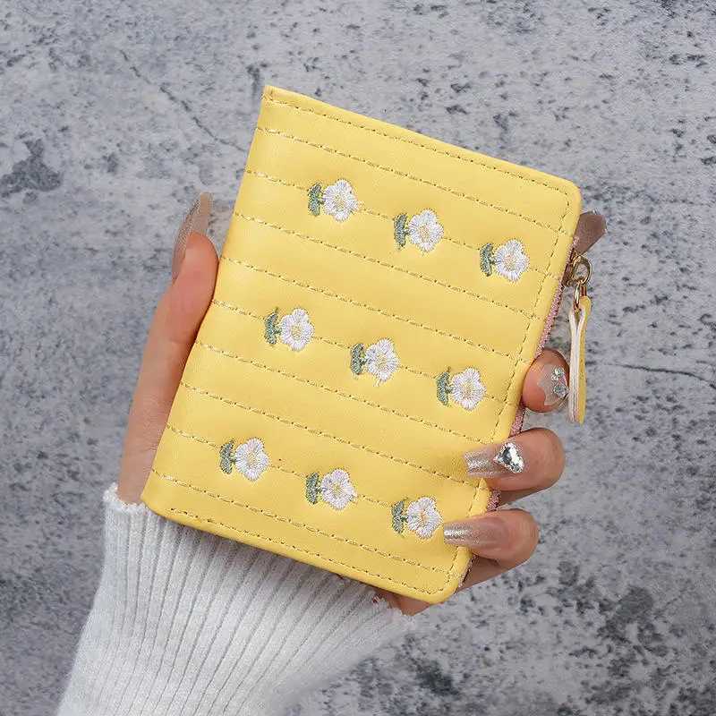 Womens Wallet Multi Pocket Coin Purse Short Fashion Embroidered Flower Pattern Korean Minimalist Multi-Card HolderXJ250806