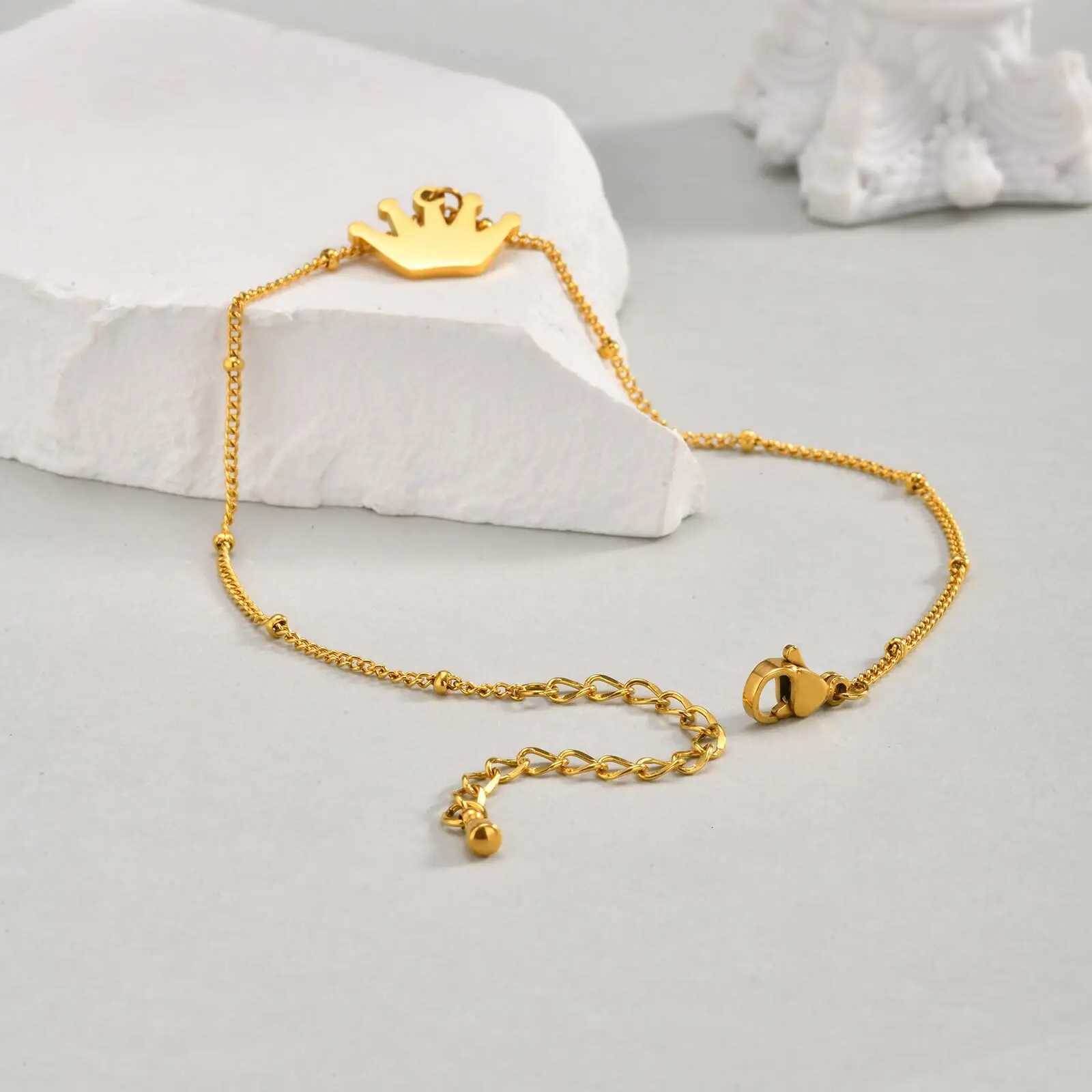 Vnox Classic Gold Plated Stainless Steel Chain Anklet Summer Trendy Crown Foot For Women Girls Not Allergic Jewelry Y250805