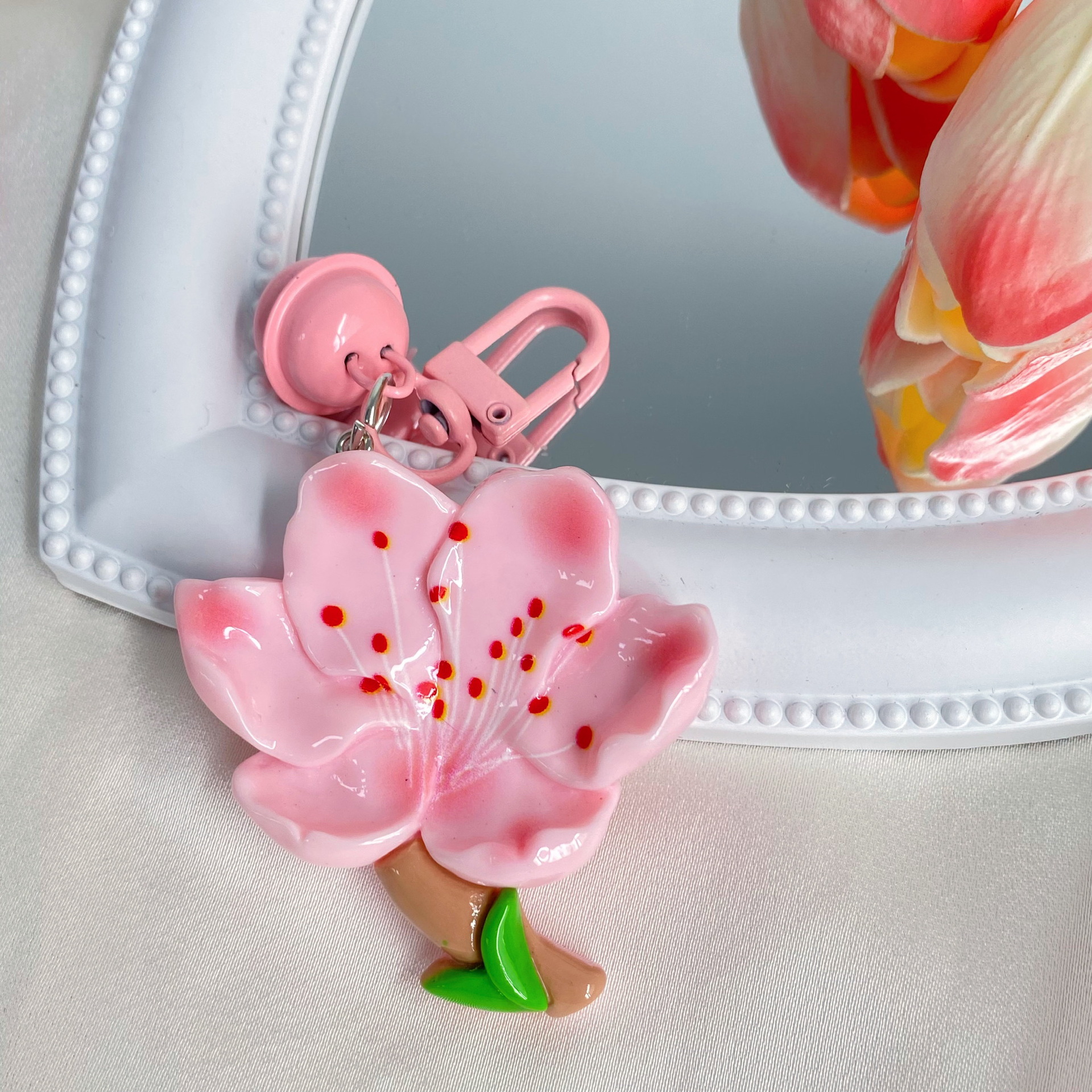 Peach blossoms bloom with bells keychains cute floral pendants girlish hearts backpacks accessories gifts for girlfriends and accessories a wide range