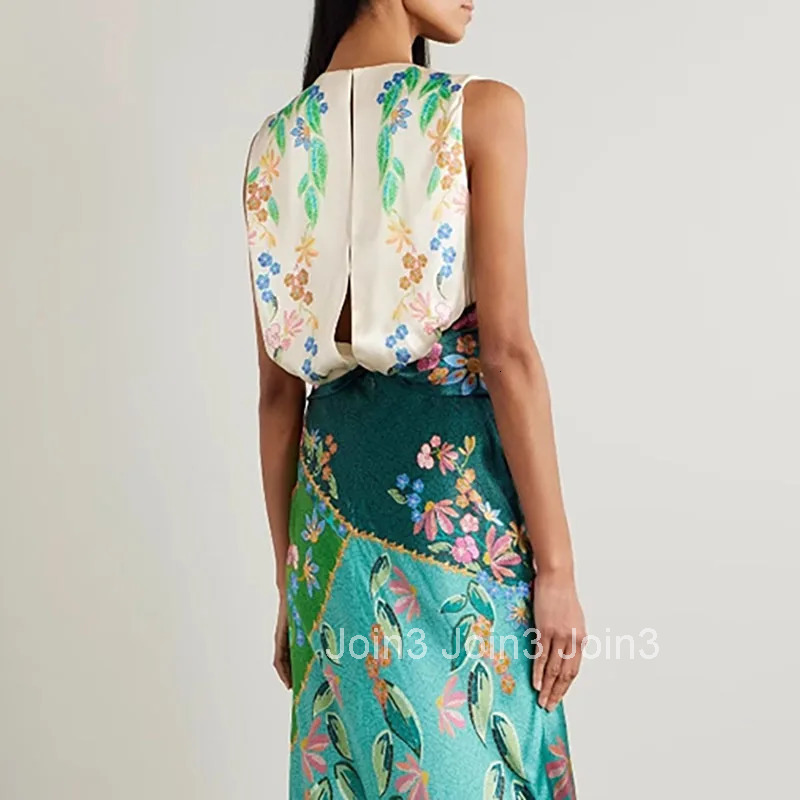 Retro Printed Satin Twisted Dress for Women Summer New Casual O Neck Zippers Boho Dress Elegant Sleeveless Hollow Out Long Dress