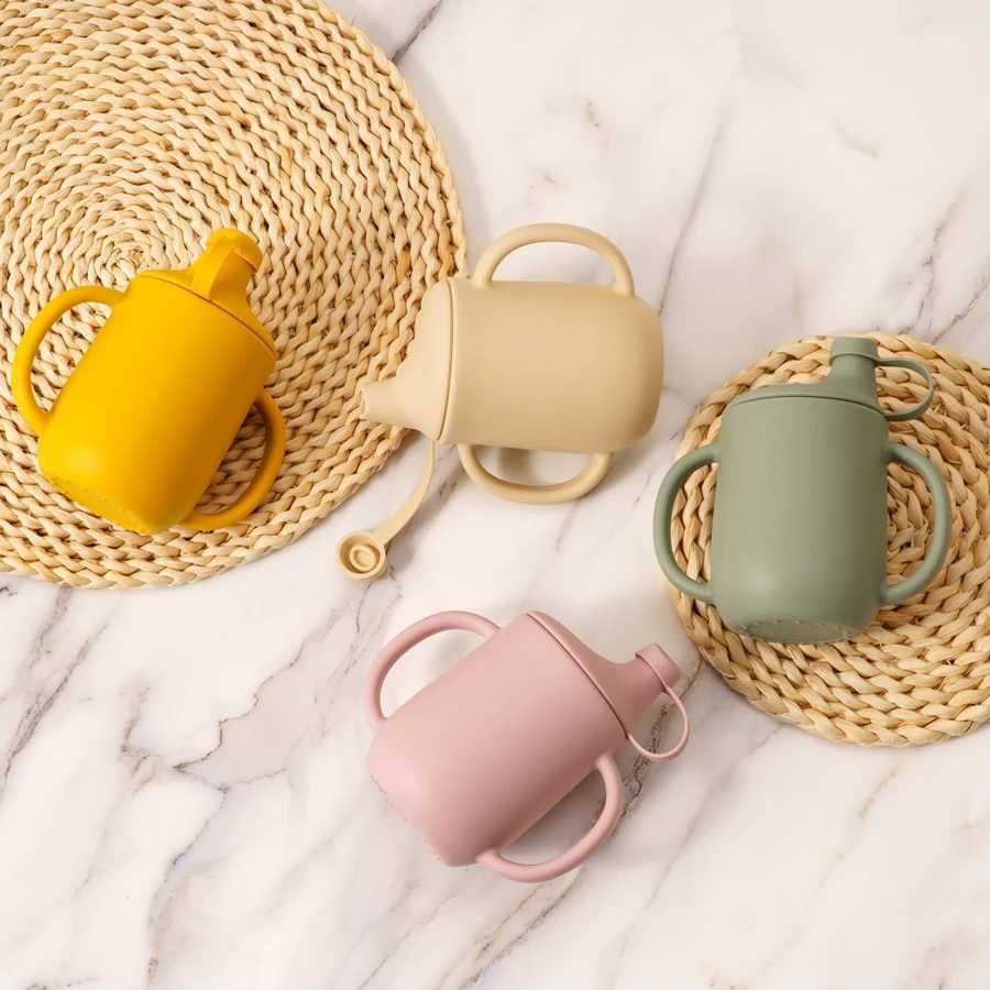 New Mother Kids Baby Silicone Cups With Lid Portable Learning Drinking cup Childrens Water Bottle Baby Items Free Shipping X250806