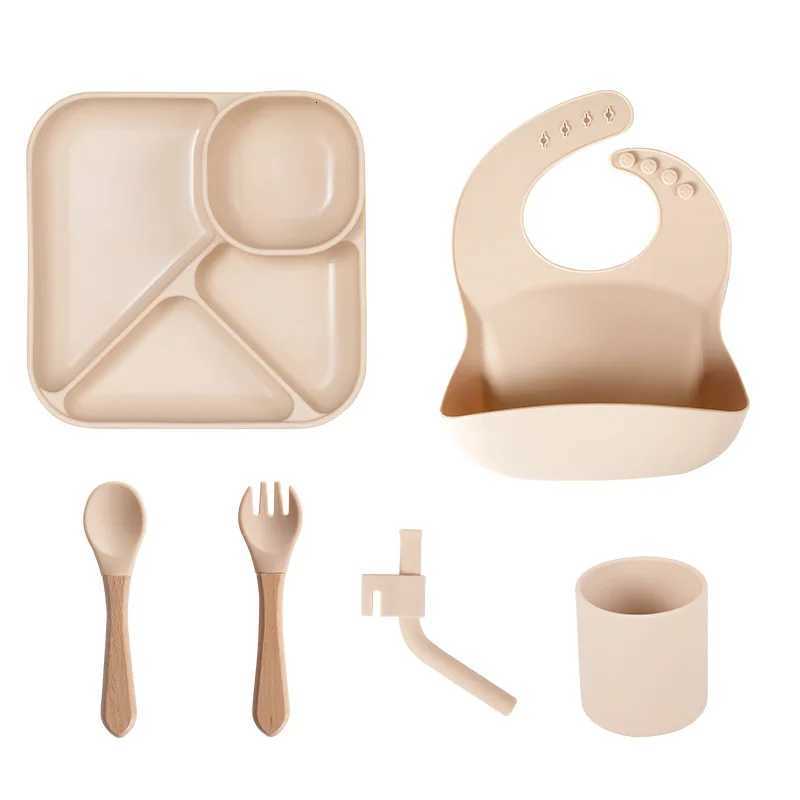 6PCS Childrens Tableware Set Baby Eating Food Training Silicone Tableware Set Baby Sucker Feeding Dishes Plate With Spoon Fork X250806