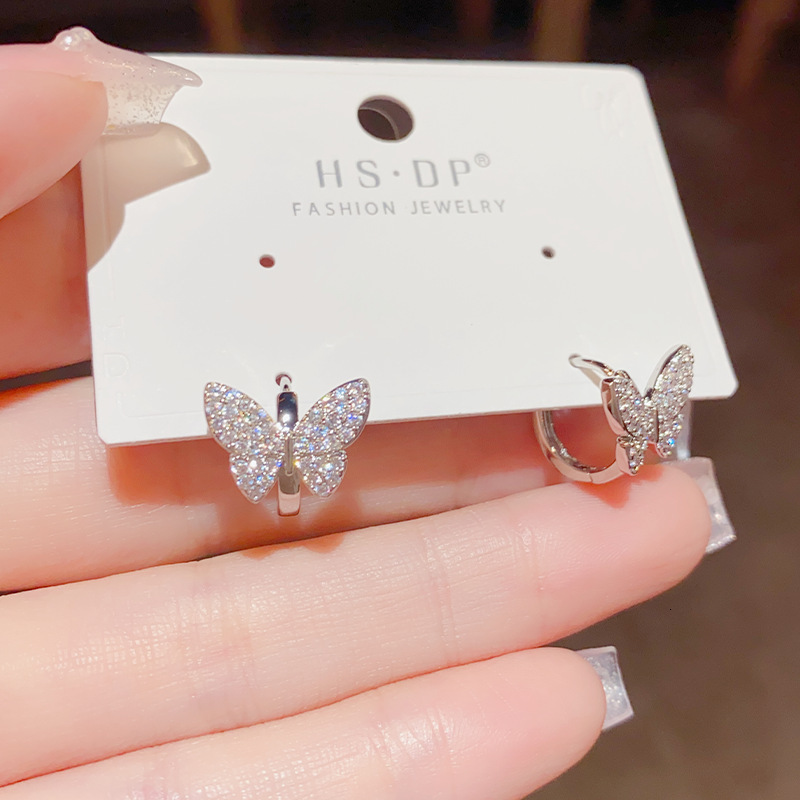 TikTok Same Style Fashionable Elegant High-end Micro-inlaid Butterfly Simple Niche Design Versatile Commuting Earrings