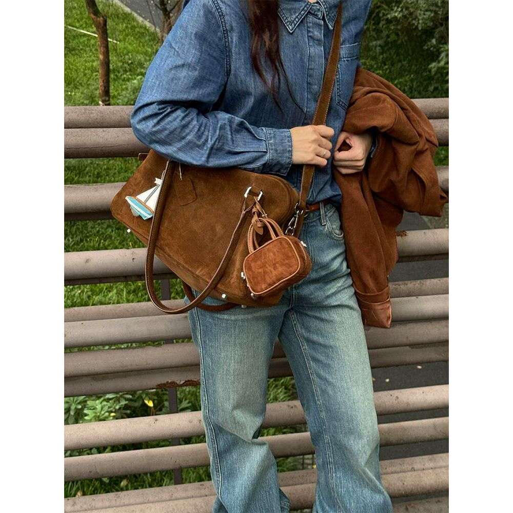 Designer Bag Tote Shoulder New Large Capacity Matte Korean And Japanese Commuter Versatile Handbag Pillow Boston