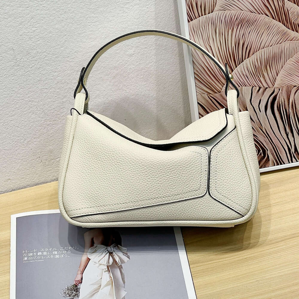 French Style Genuine Leather High-End Luxury Fashion Niche Commuter Pillow Crossbody Women's Shoulder Bag