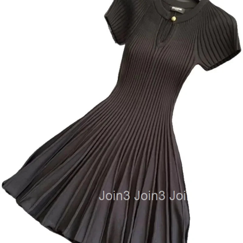Black Knitted Slimming Waist Dress Fashionable Elegant Goddess Style Mini Skirt Short Sleeve round Neckline New Arrival