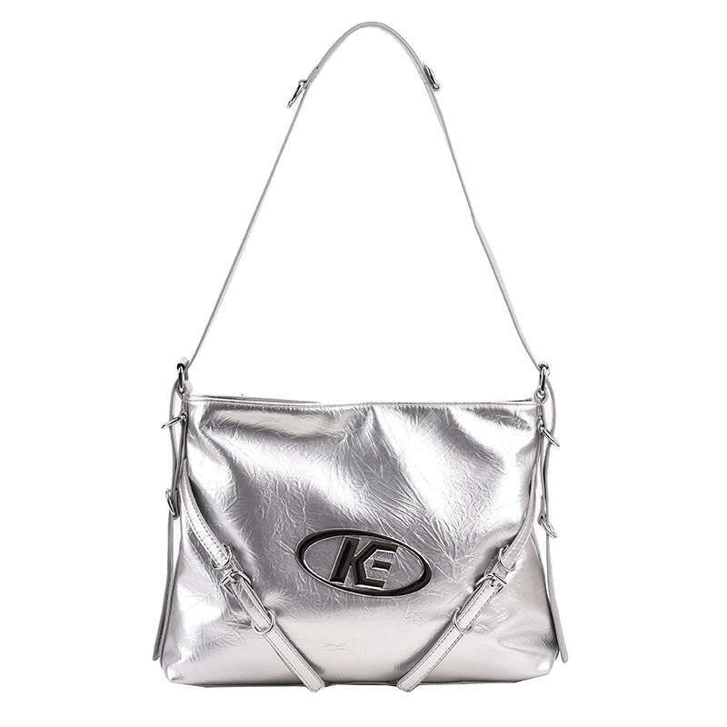 Large-capacity portable fashion texture female 2023 new commuting tote simple all-match armpit bag