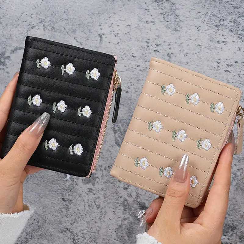 Womens Wallet Multi Pocket Coin Purse Short Fashion Embroidered Flower Pattern Korean Minimalist Multi-Card HolderXJ250806
