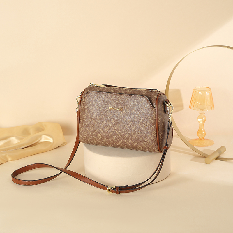 MKF designer bag free shipping Light luxury High quality casual fashion tote bag letter versatile classic vintage Underarm bag for woman