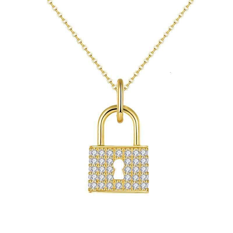 Iced Out VVS Personalized Micro Paved Full Moissanite Heart Lock Pendant Necklace Niche Design Simple Key Clavicle Chain