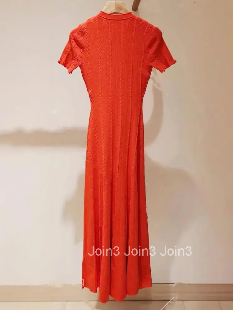 French Womens Round Neck Short Sleeved Knitting Dress Summer Elegant Single Breasted Office Lady Festival Long Dress Simplicity