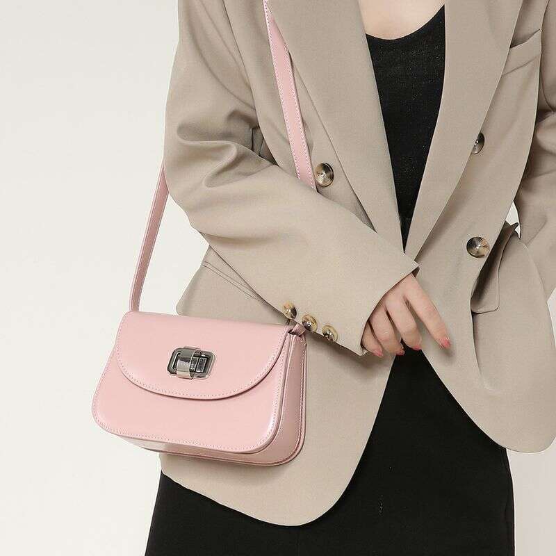 Versatile High-Quality Leather Crossbody Shoulder Bag for Everyday Use