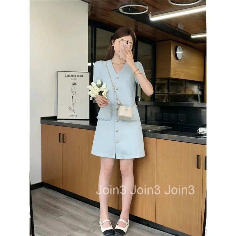 Womens Single Breasted Fragrant Chic Summer Temperament V-Neck Coarse Tweed Short Sleeved Dress