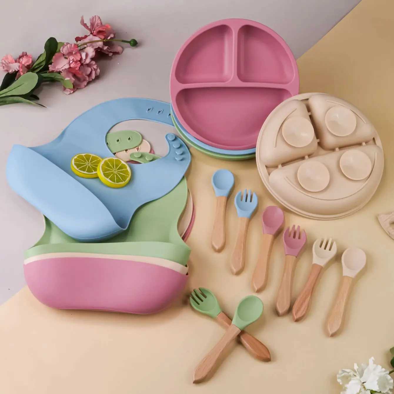 4PCS Baby Soft Silicone Dinner Plate Solid Cute Cartoon Children Dishes Suction Toddle Training Tableware Kids Feeding Bowls X250806