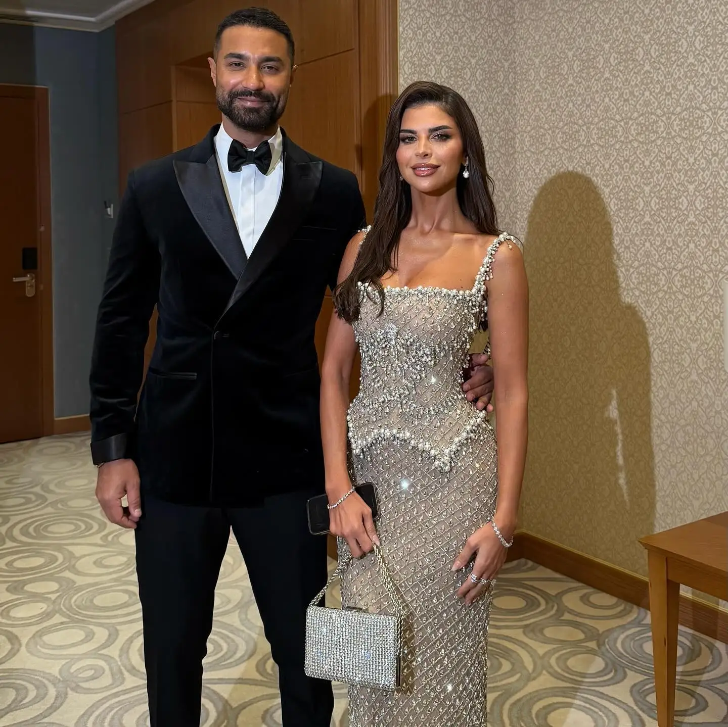 Sparkly Prom Dress Shine crystals Spaghetti Straps Evening Gowns Ground Dress Sleeveless Customized Robe De Soiree vestido de novia