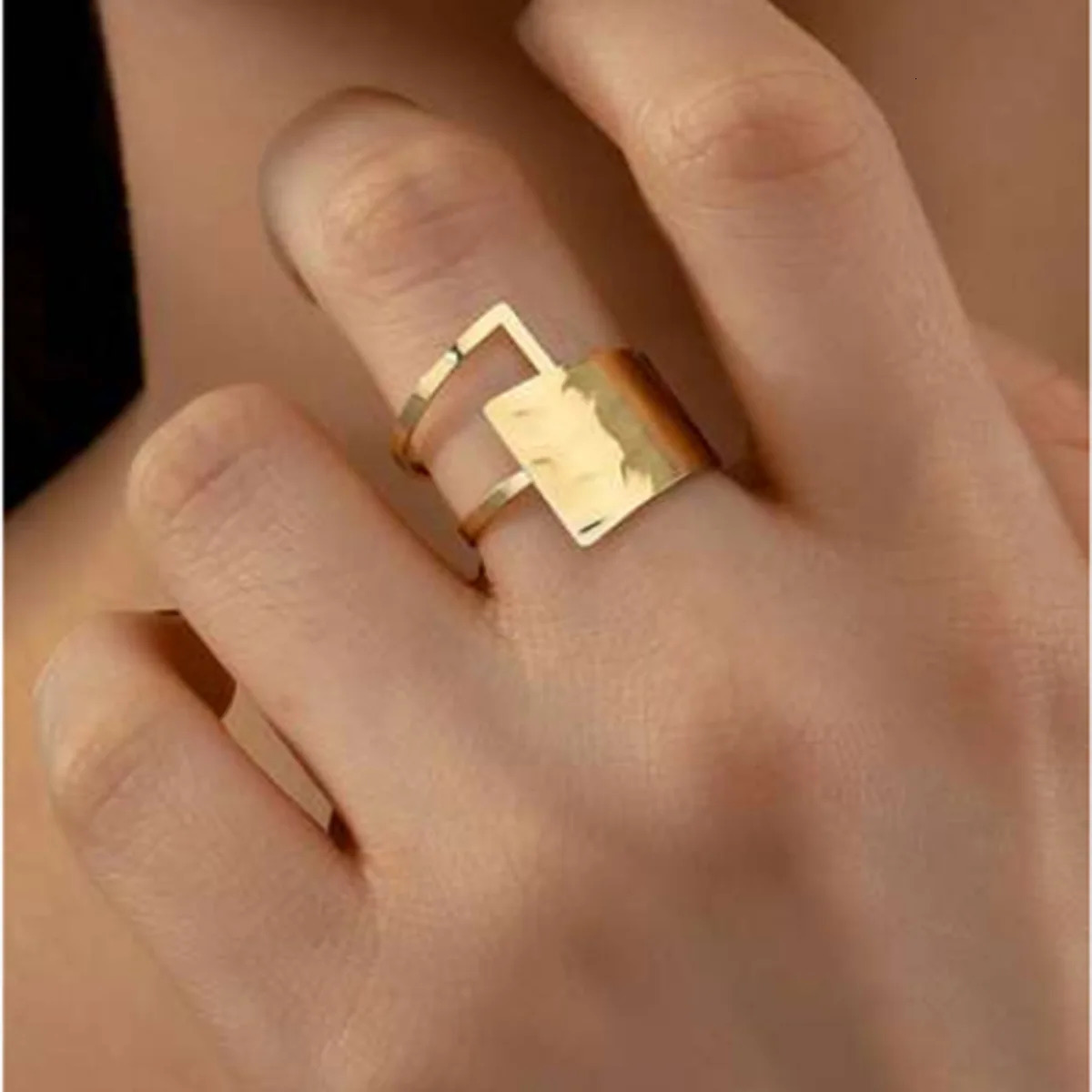 European and American Light Geometric Bracelet Geometric Exaggeration n Jewelry Womens Accessories Gift Wholesale 250805