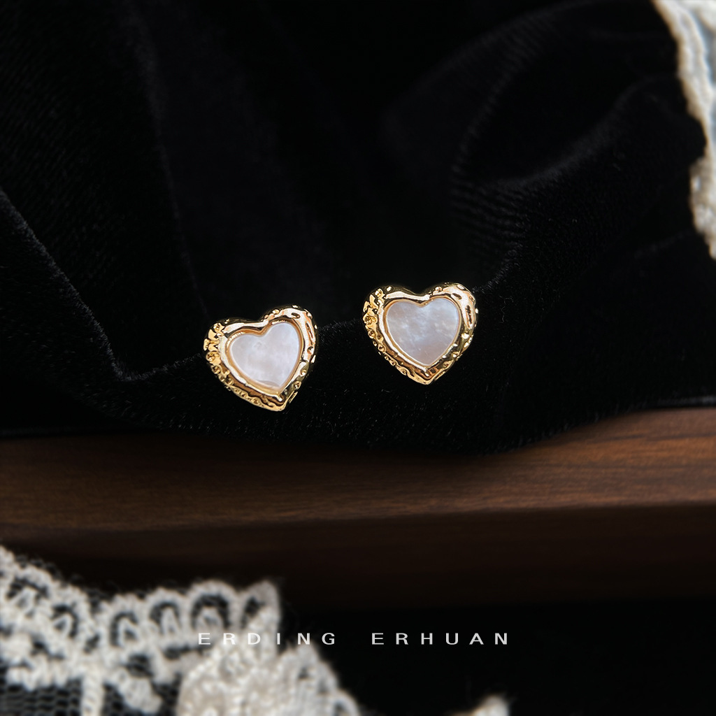 Free Shipping Designer Luxury Jewelry Real Shell Fashion High-end Elegant Commuting Versatile Women's Earrings Simple Ear Accessories