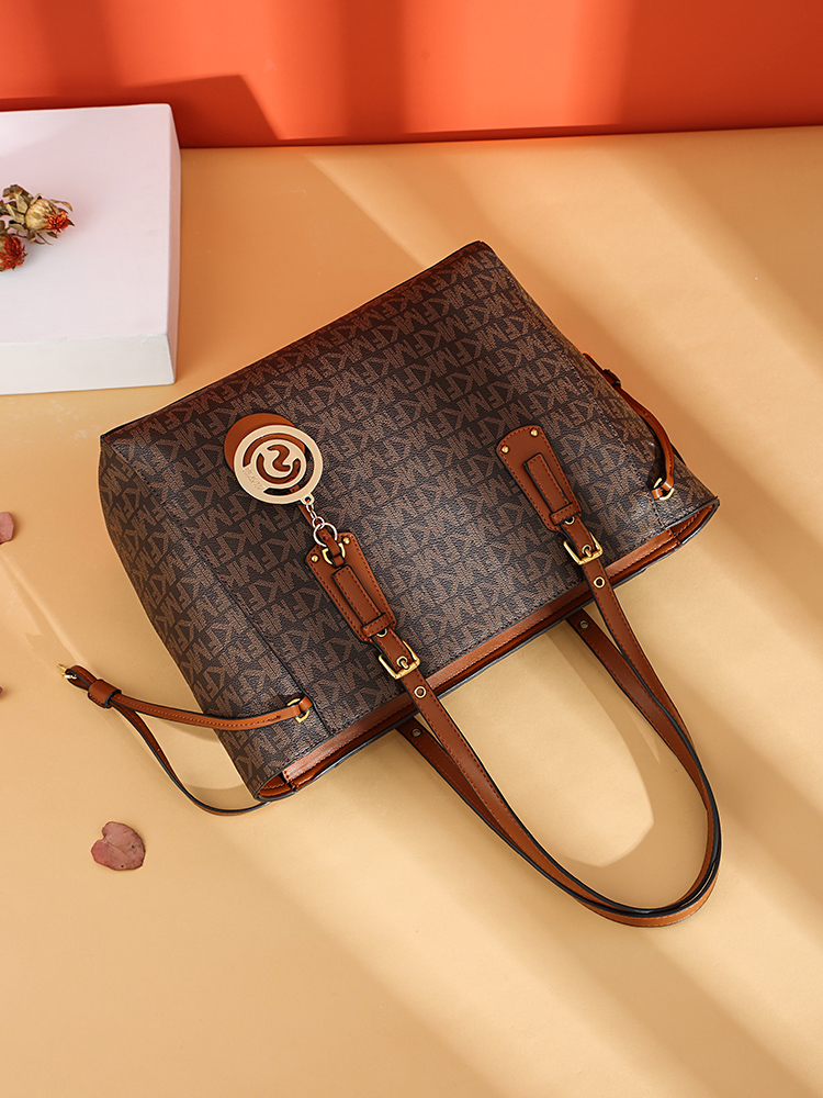 MKF designer bag free shipping Light luxury High quality casual fashion tote bag versatile classic letter shoulder bag for woman