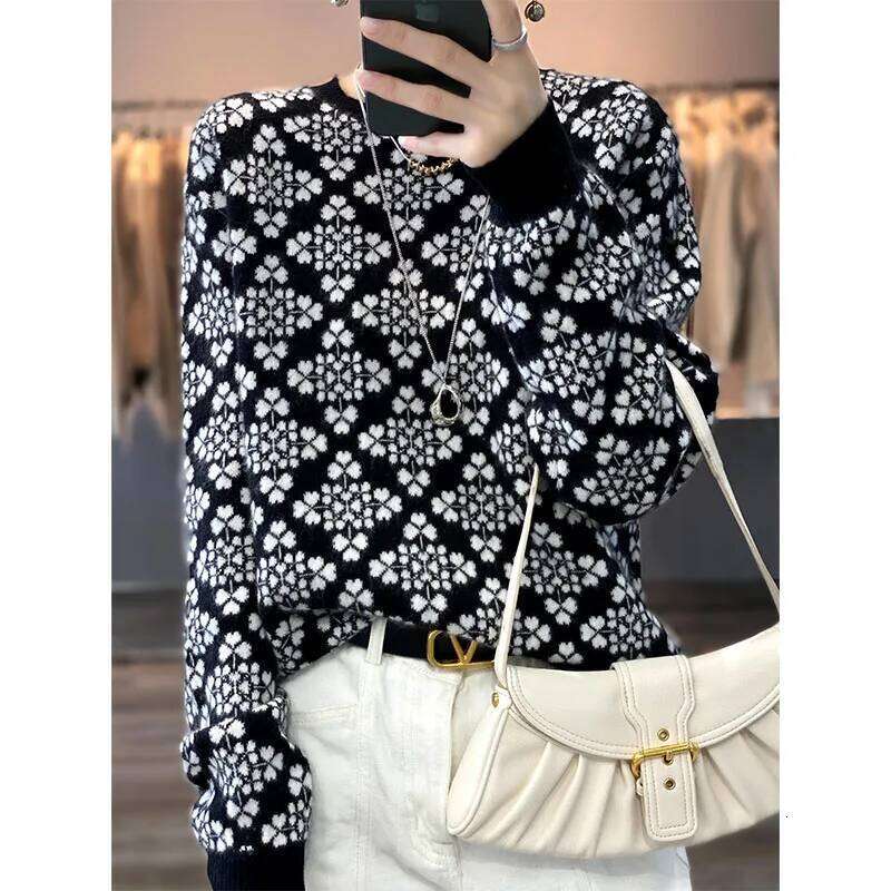 2022 Snowflake Autumn Winter New Pure Cashmere Ladies Thick Jacquard Loose Round Neck Sweater To Keep Warm 250806