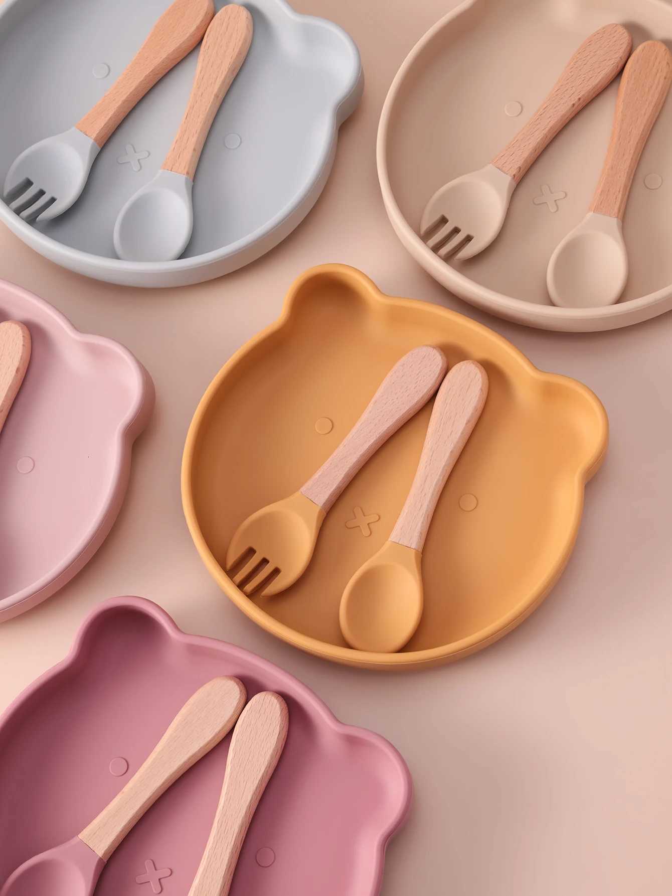 3PCS BPA Free Silicone Toddler Feeding Set Suction Dishes Plate Spoon Fork Kids Tableware Training Utensils Baby Newborn Items X250806