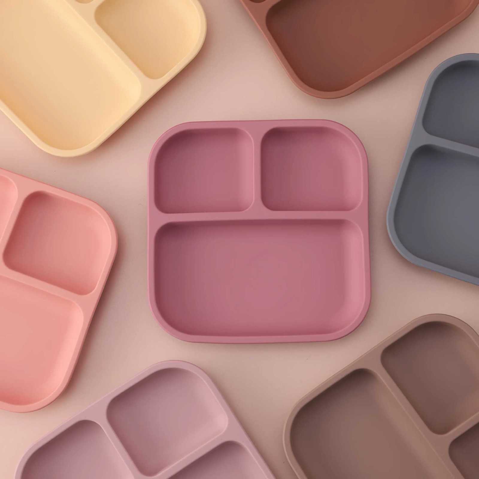 1PCS Color Kids BPA Free Silicone Divided Square Plate Suction Baby Dish Leakproof Toddler Kids Meal Tray Easy Clean Tableware X250806
