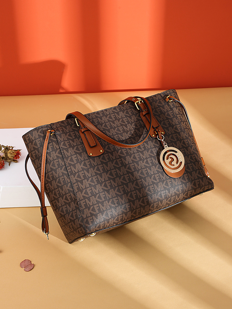 MKF designer bag free shipping Light luxury High quality casual fashion tote bag versatile classic letter shoulder bag for woman