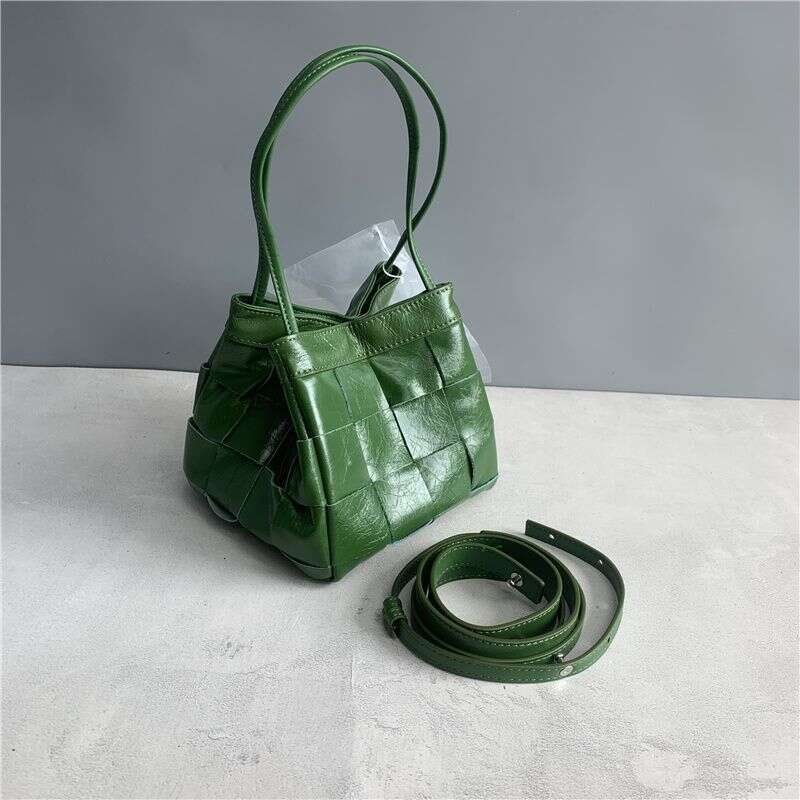 Designer Bag Tote Shoulder Bag Niche Design Top Layer Oil Wax Cowhide Handbag Burst Pattern Fashion Woven Versatile Bucket Transformable